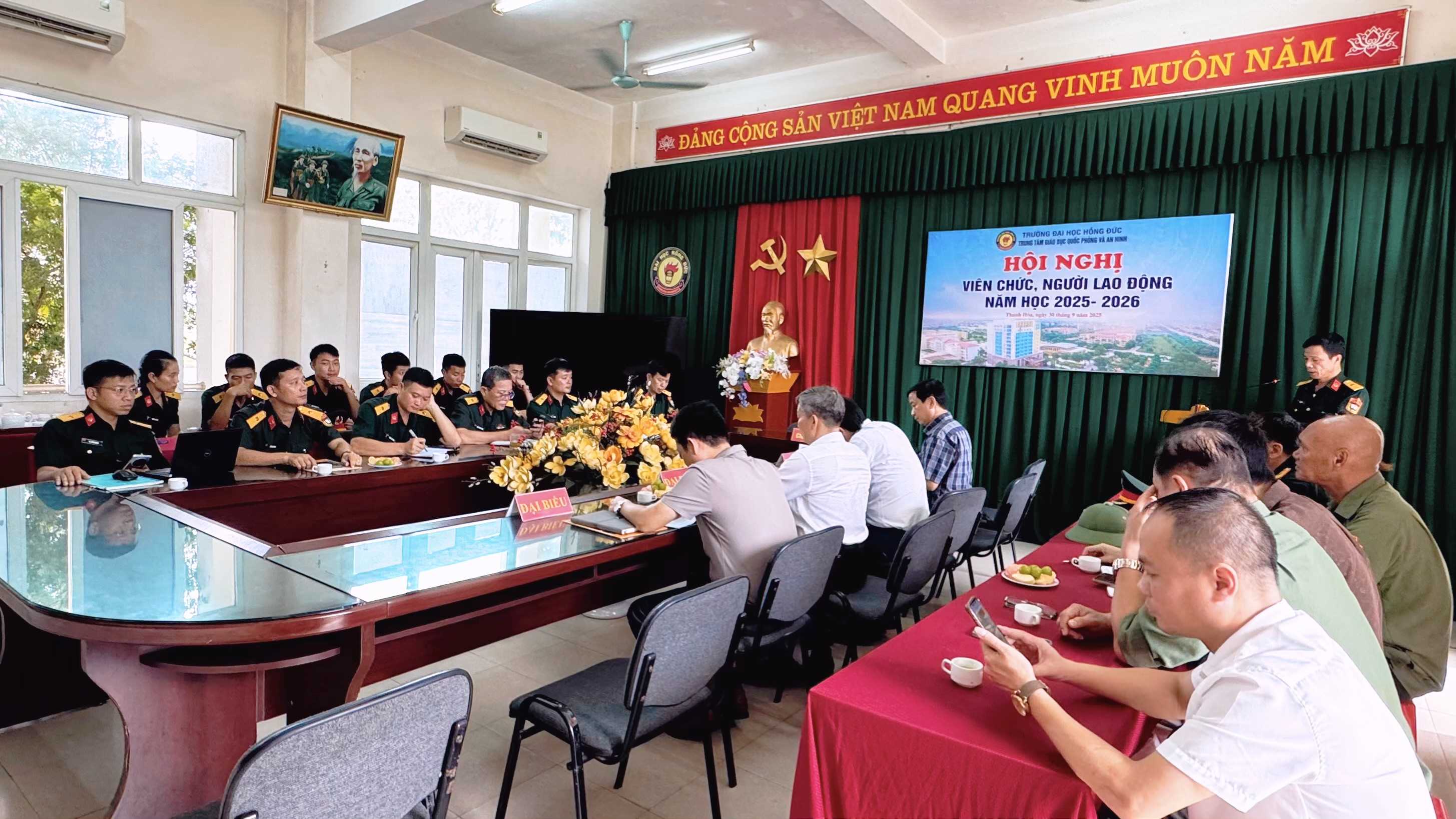 HỘI NGHỊ VIÊN CHỨC, NGƯỜI LAO ĐỘNG NĂM HỌC 2025 – 2026
